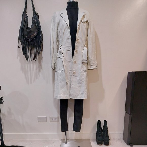 💋SHOWSTOPPER💋 ICONIC M by Madonna 100% Lambskin Leather Trench Coat in ivory - Picture 3 of 16